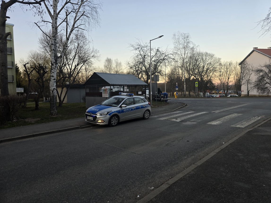 Skosił lampy