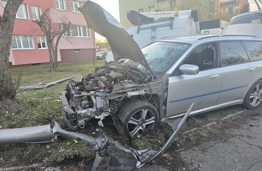 Skosił lampy
