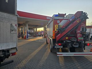 Gaz ulatniał się na stacji paliw