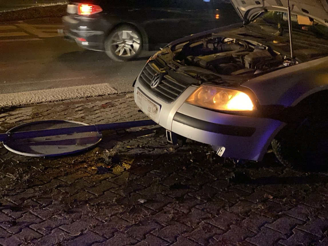 Pijany (2 prom.) rozbił się na Sobieskiego