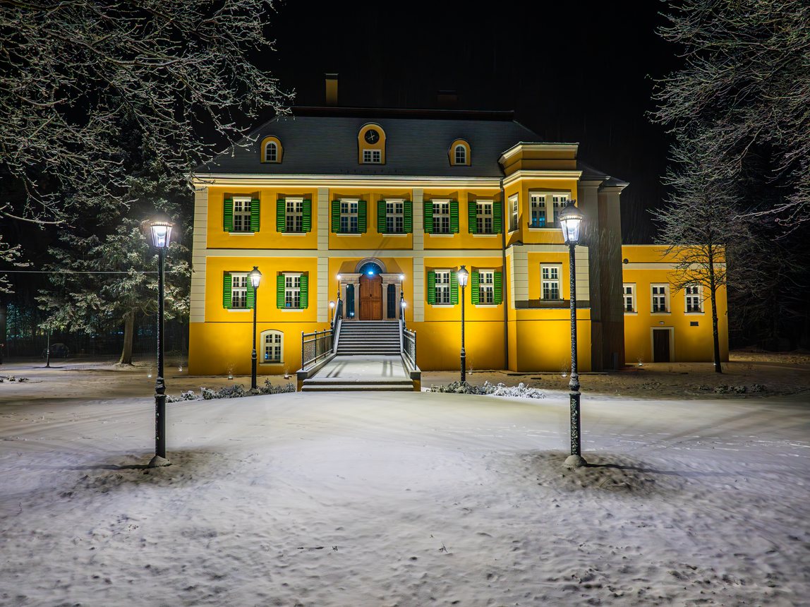 Zjawiskowy pałac w Bukowcu