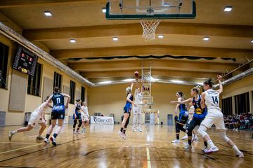 Efektowny triumf na start batalii o ekstraklasę