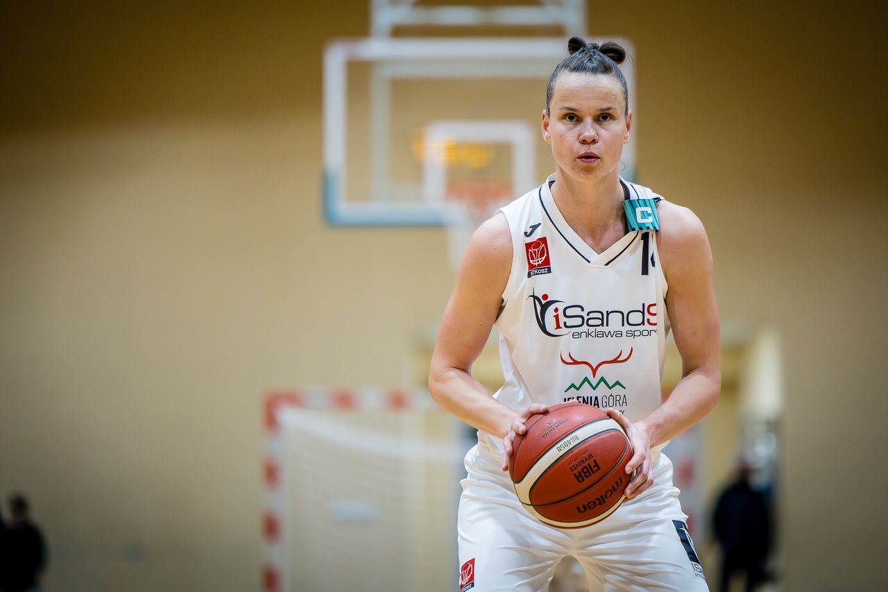 Efektowny triumf na start batalii o ekstraklasę