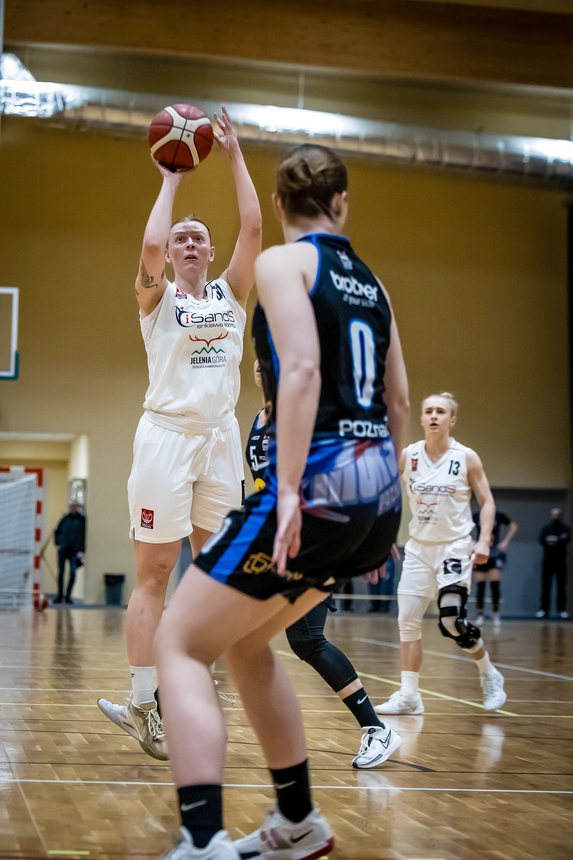 Efektowny triumf na start batalii o ekstraklasę