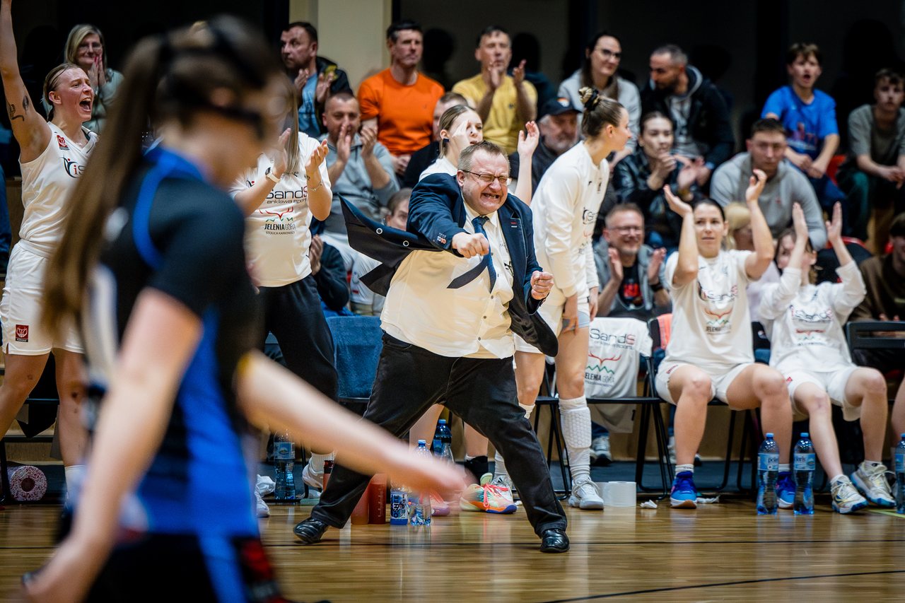 Efektowny triumf na start batalii o ekstraklasę