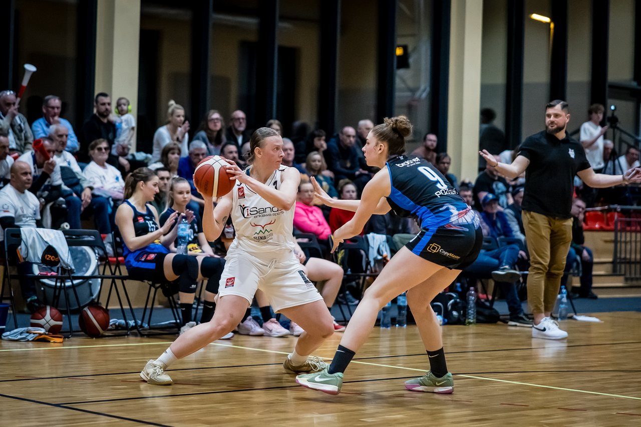 Efektowny triumf na start batalii o ekstraklasę
