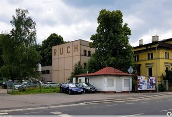 Niszczeją budynki po RUCH–u w Jeleniej Górze