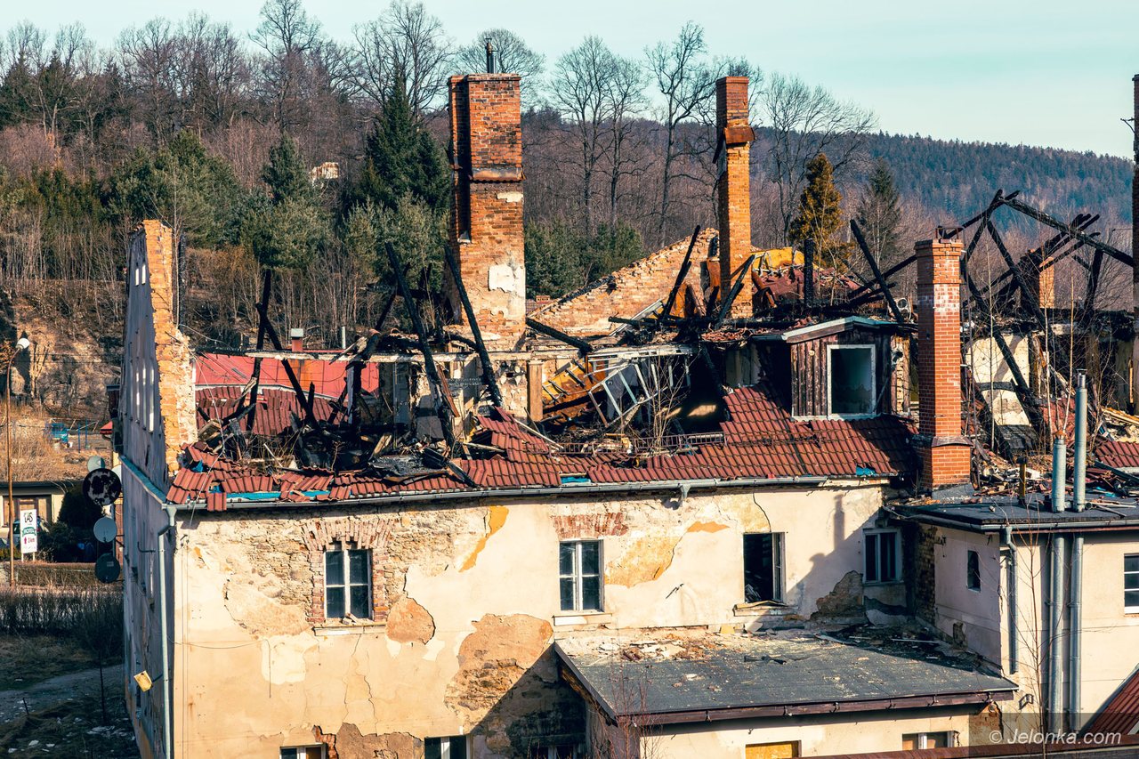 Rozebrać czy odbudować?