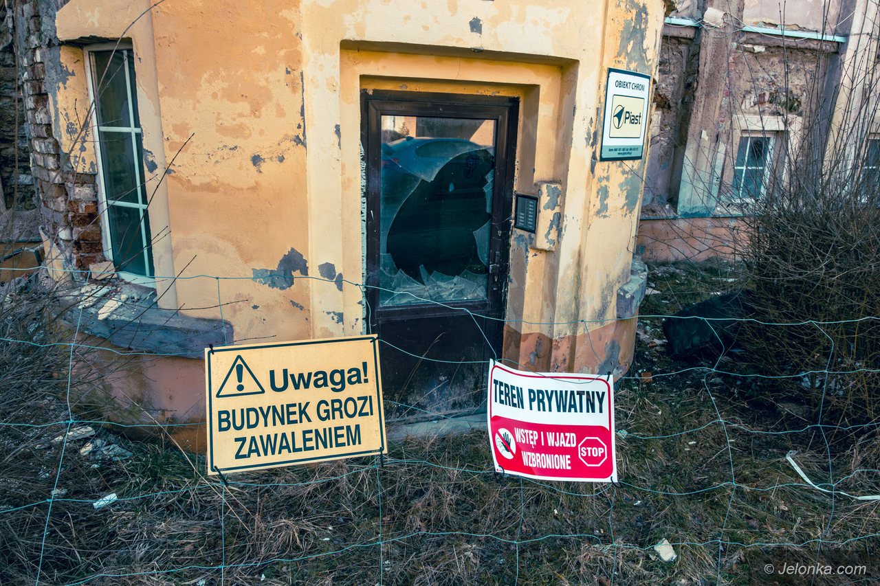 Rozebrać czy odbudować?