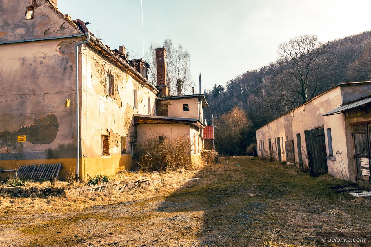 Rozebrać czy odbudować?