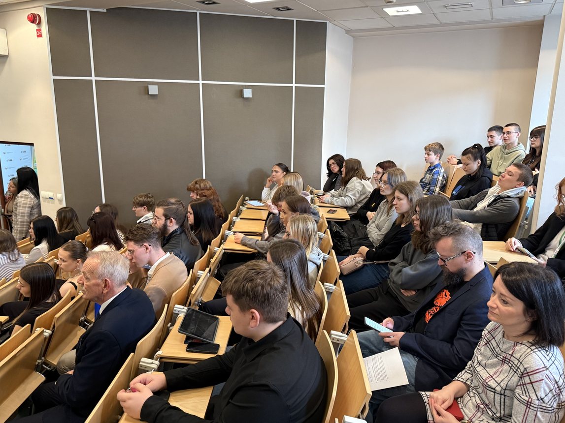 Debata młodych w Uniwersytecie Ekonomicznym