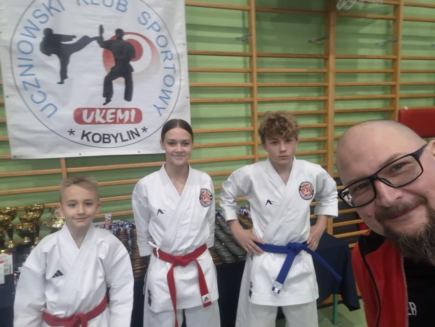 Wrócili do domu z kolejnymi zdobyczami medalowymi