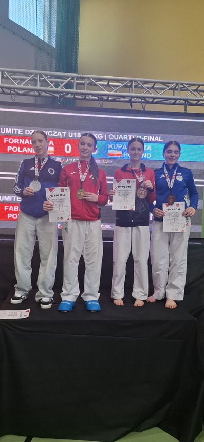Wrócili do domu z kolejnymi zdobyczami medalowymi