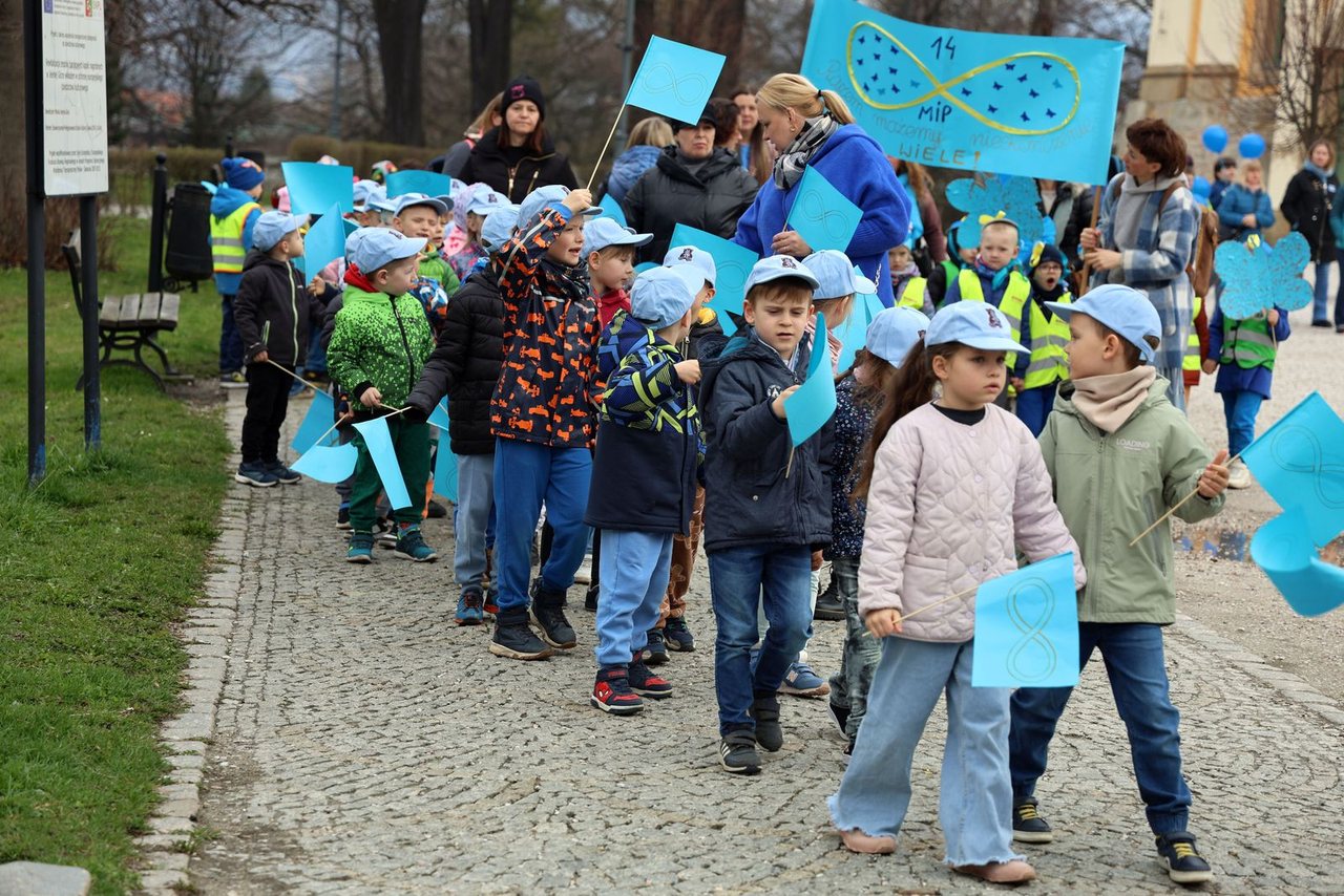 Marsz na Dzień Świadomości Autyzmu