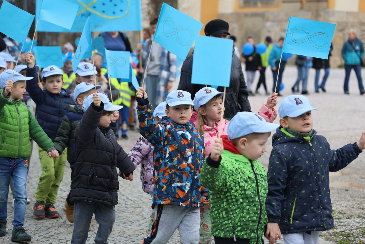 Marsz na Dzień Świadomości Autyzmu