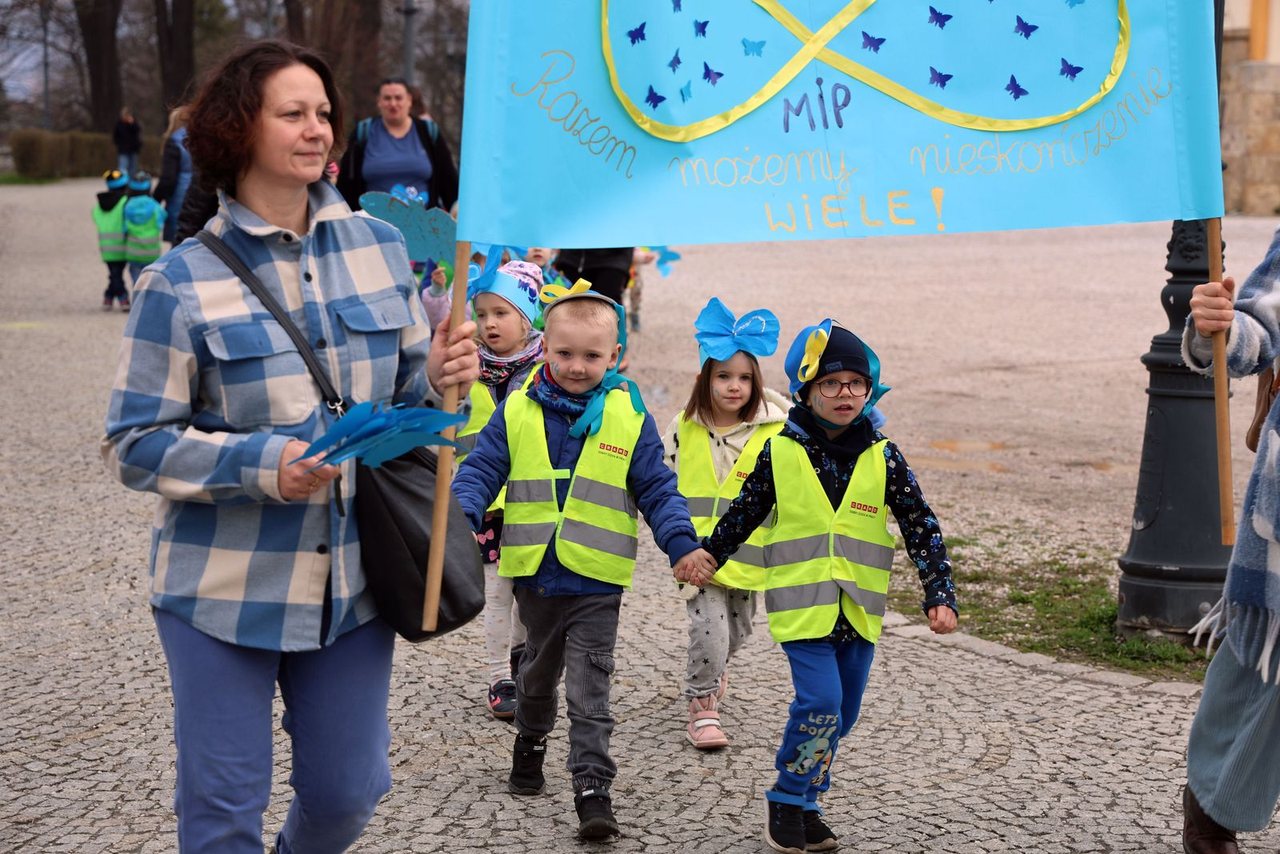 Marsz na Dzień Świadomości Autyzmu