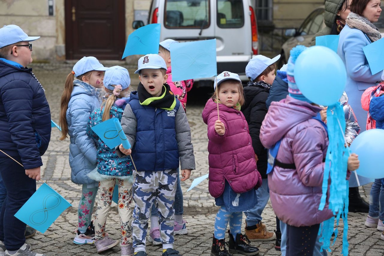 Marsz na Dzień Świadomości Autyzmu