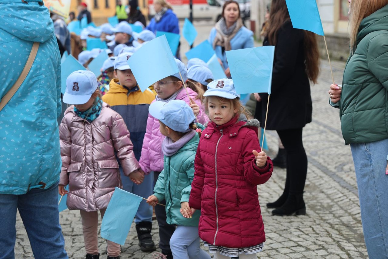 Marsz na Dzień Świadomości Autyzmu