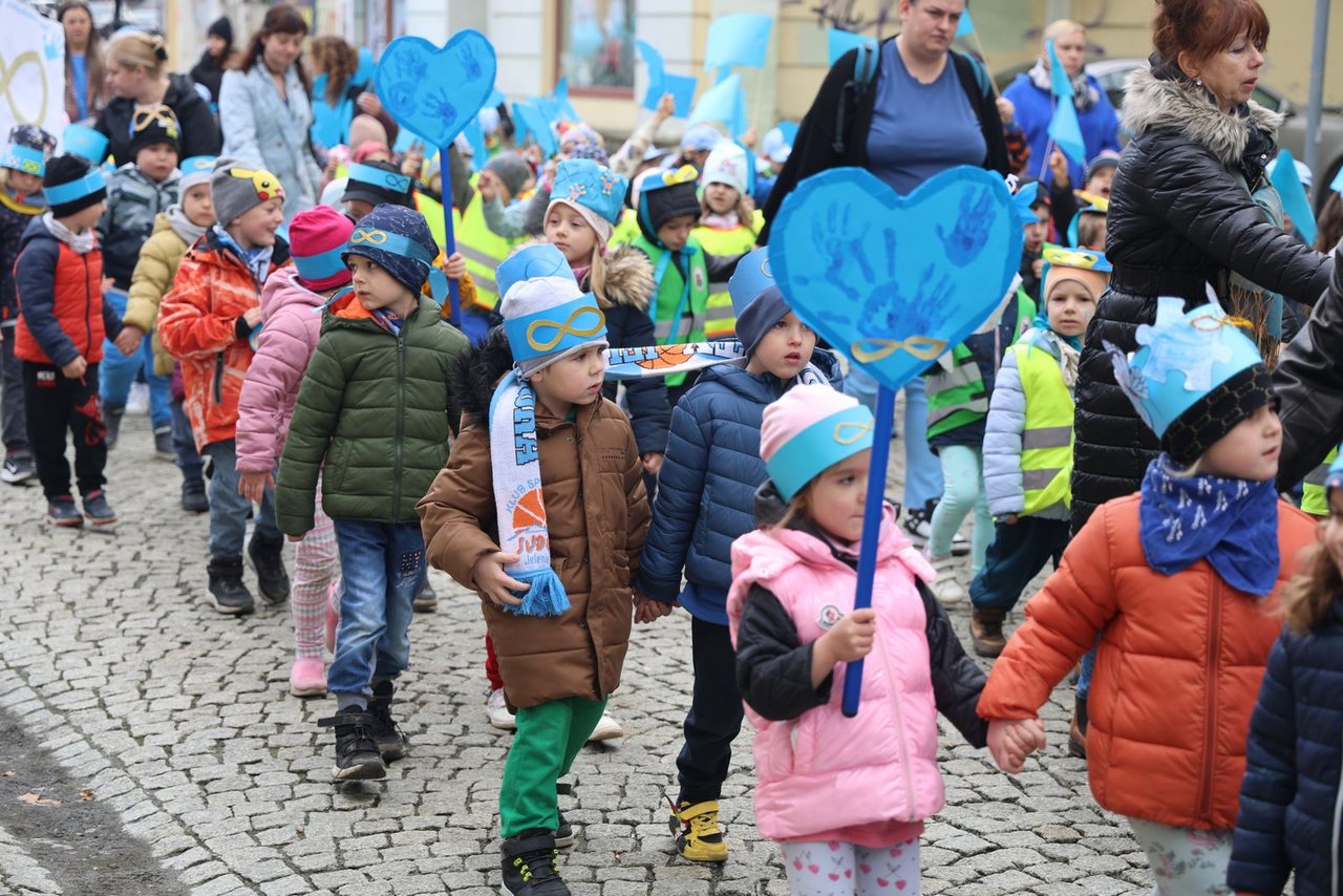 Marsz na Dzień Świadomości Autyzmu