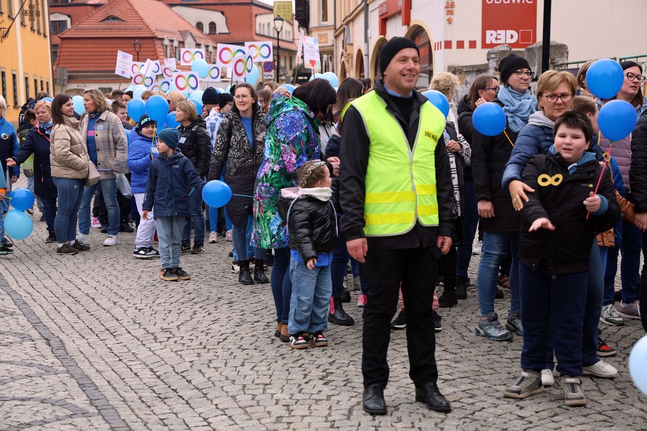 Marsz na Dzień Świadomości Autyzmu