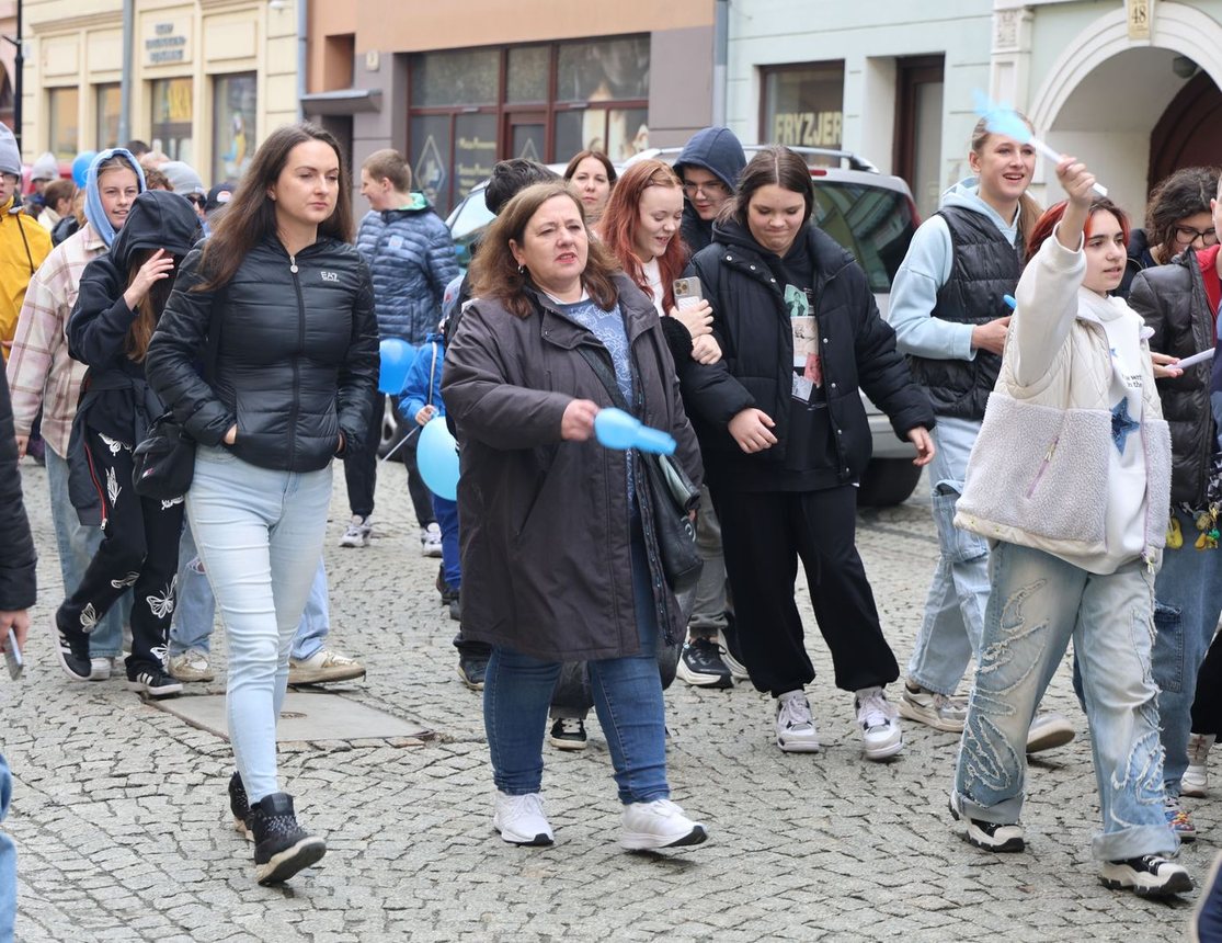 Marsz na Dzień Świadomości Autyzmu