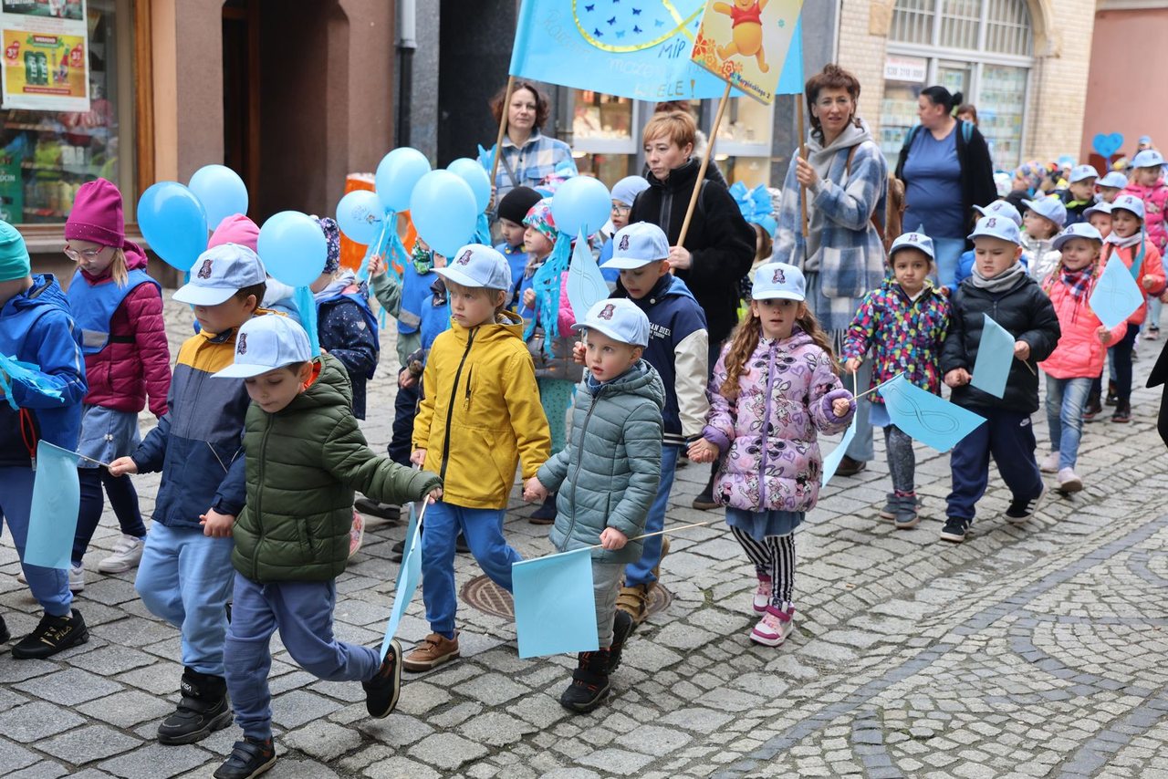 Marsz na Dzień Świadomości Autyzmu