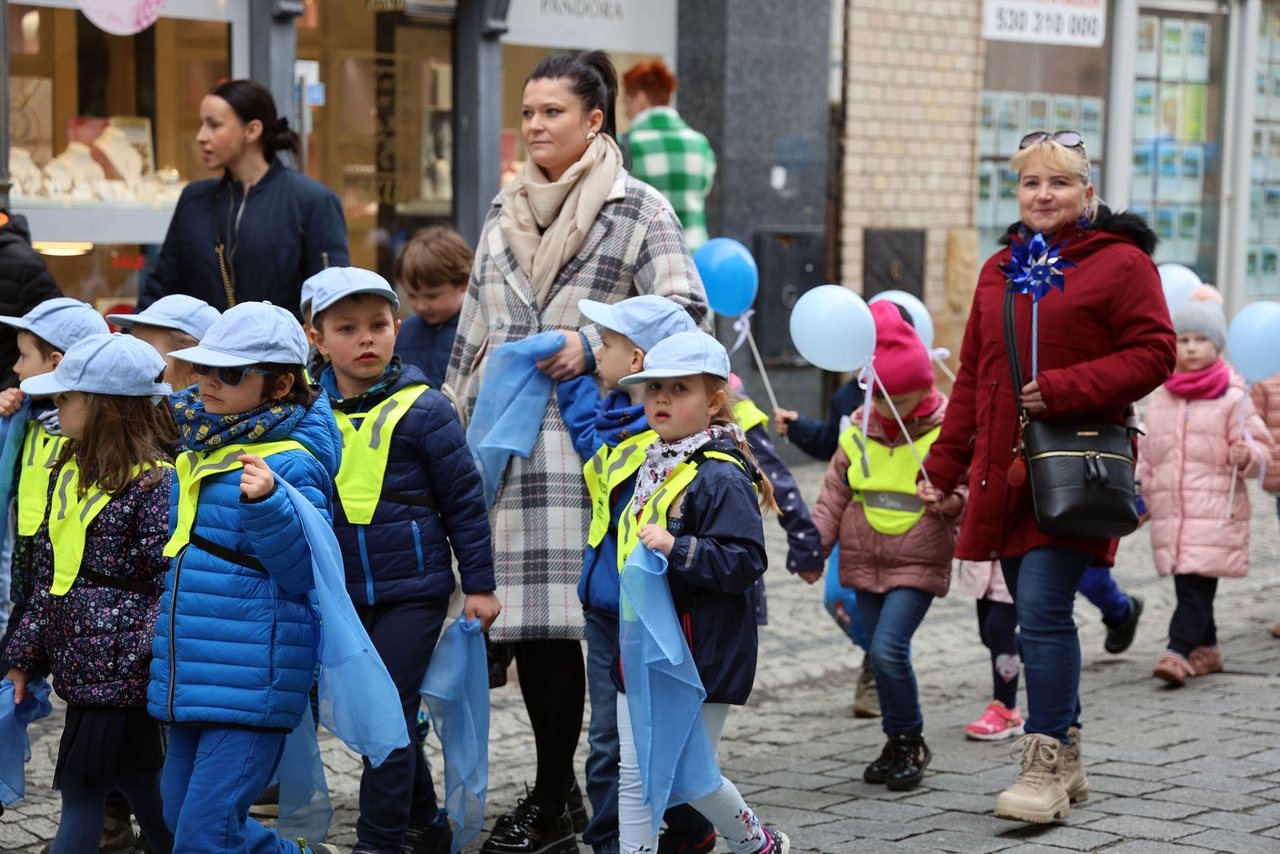 Marsz na Dzień Świadomości Autyzmu