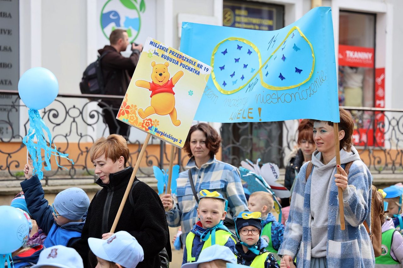 Marsz na Dzień Świadomości Autyzmu