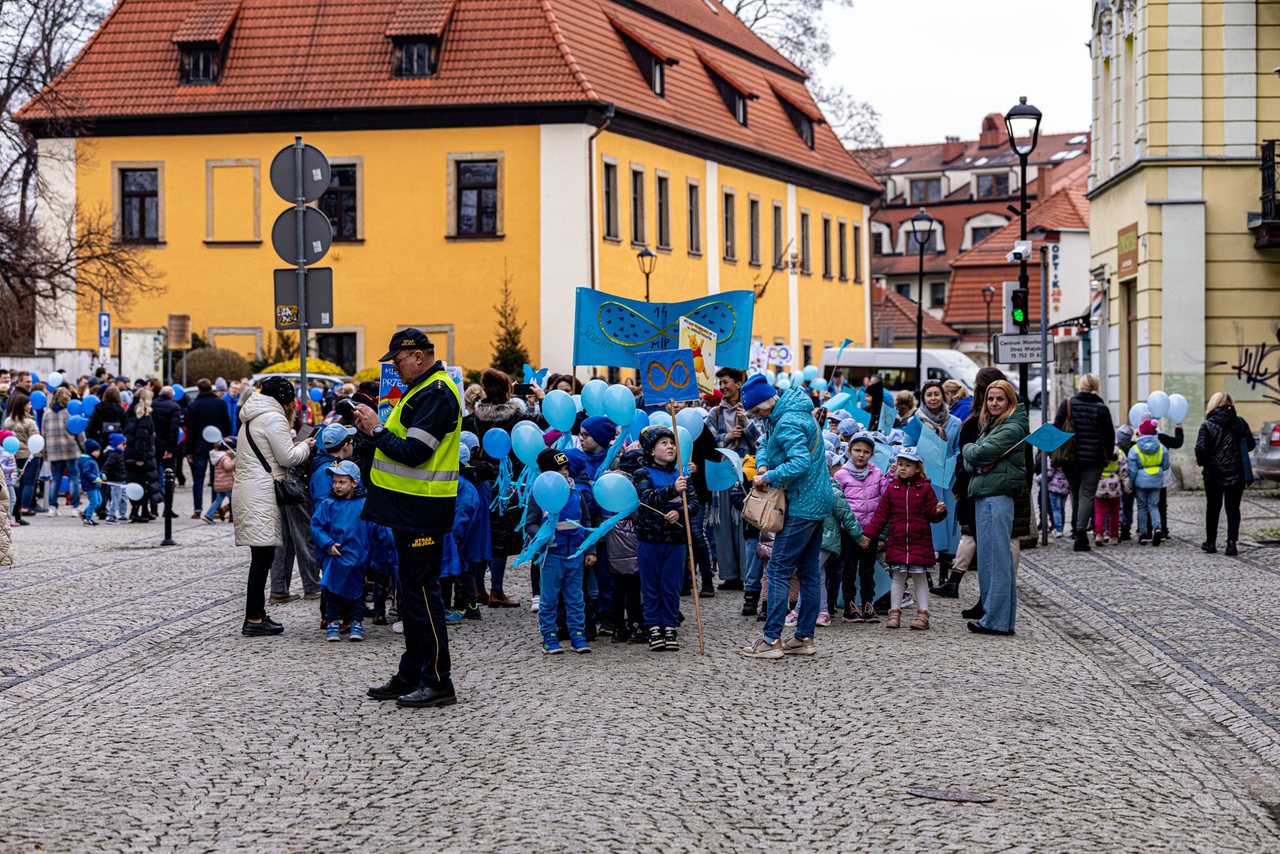 Marsz na Dzień Świadomości Autyzmu