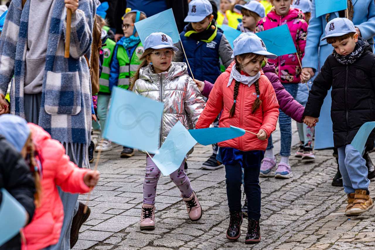 Marsz na Dzień Świadomości Autyzmu