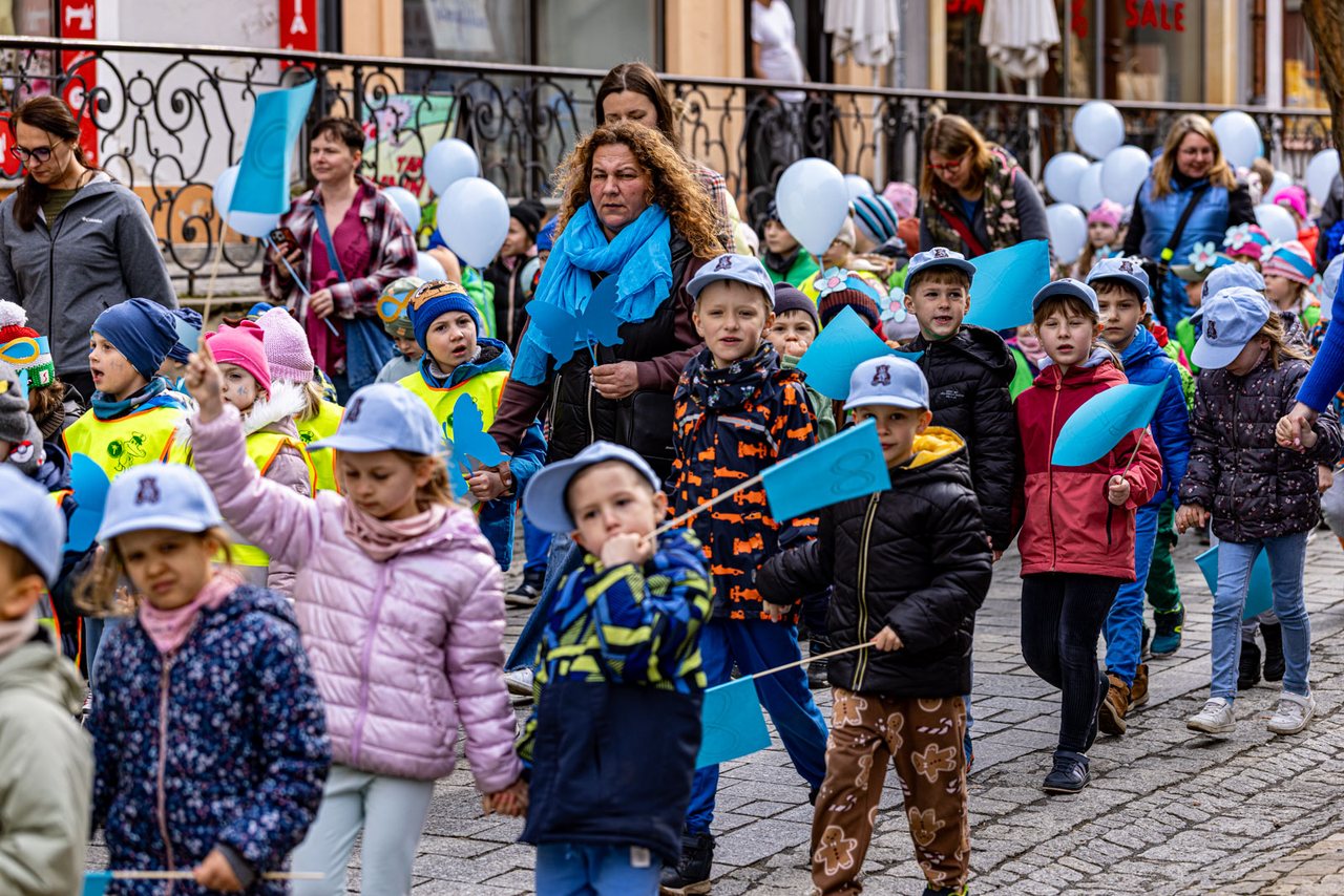 Marsz na Dzień Świadomości Autyzmu