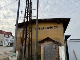 Czy w czerwcu wrócą pociągi na tory do Karpacza? – wideo z placu budowy