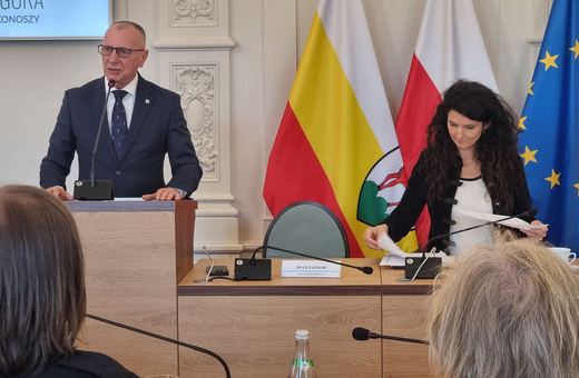 Wojewoda zapewnia o pomocy popowodziowej dla samorządów