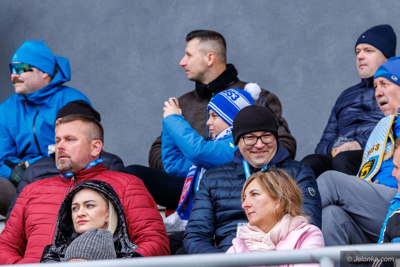 Ostry doping obu obozów przy Złotniczej