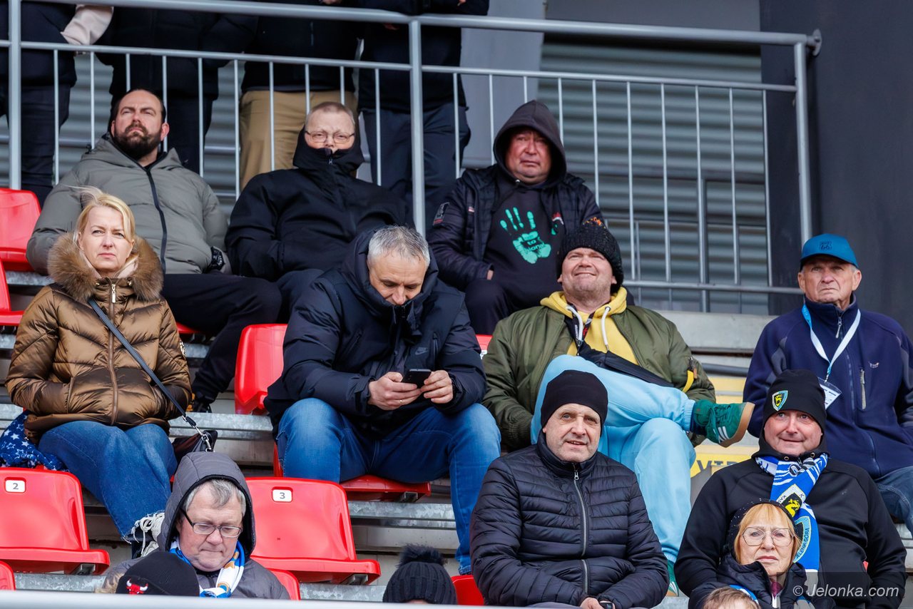Ostry doping obu obozów przy Złotniczej
