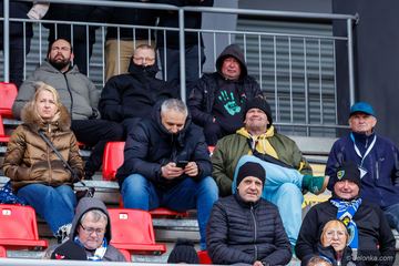 Ostry doping obu obozów przy Złotniczej