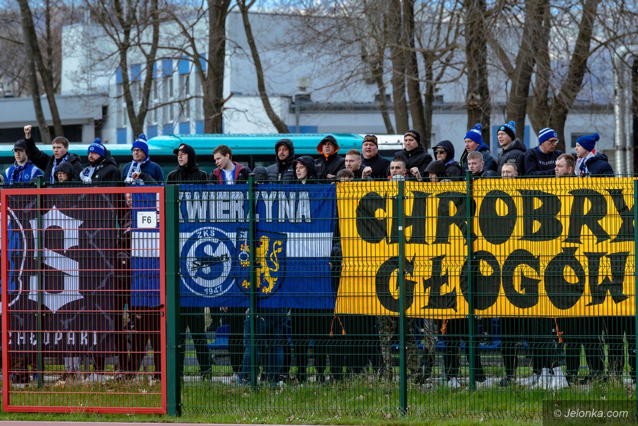 Ostry doping obu obozów przy Złotniczej
