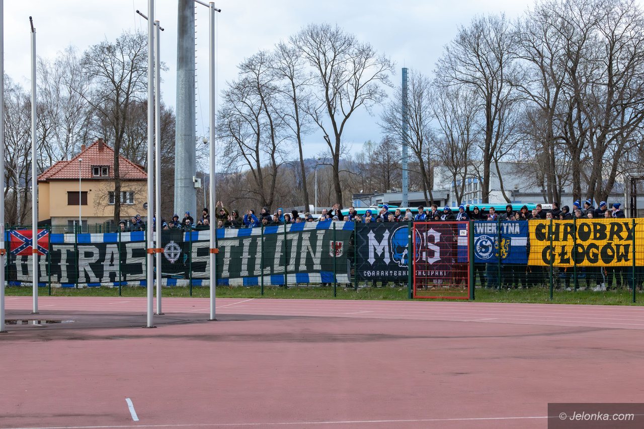 Ostry doping obu obozów przy Złotniczej