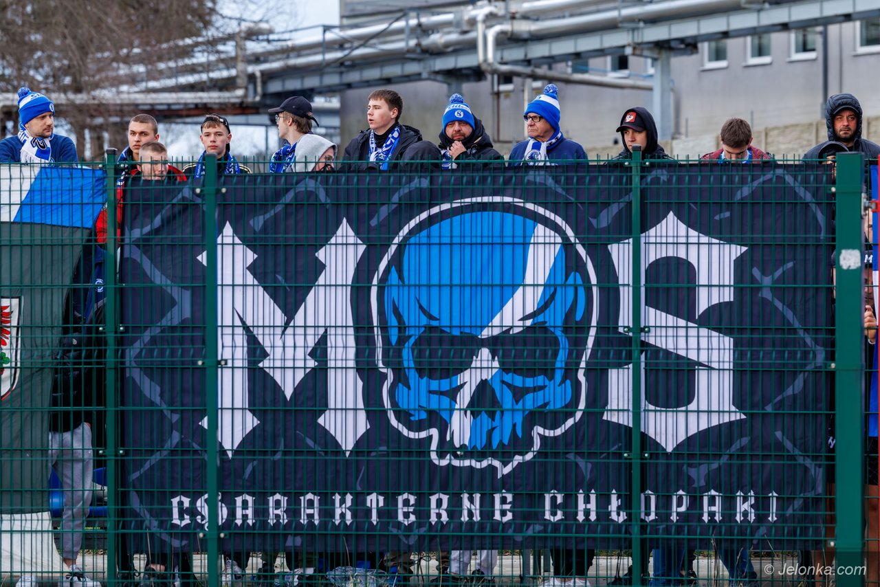 Ostry doping obu obozów przy Złotniczej