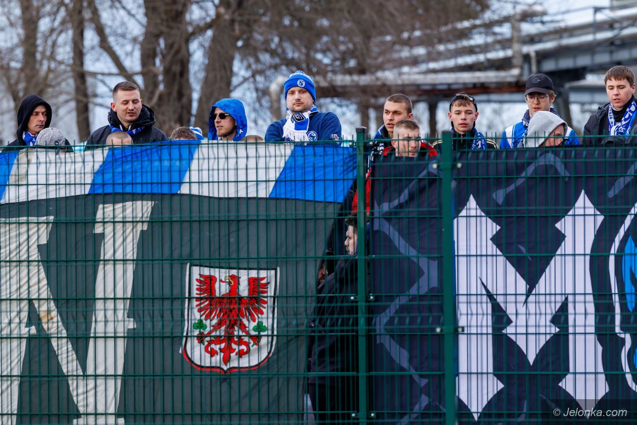 Ostry doping obu obozów przy Złotniczej