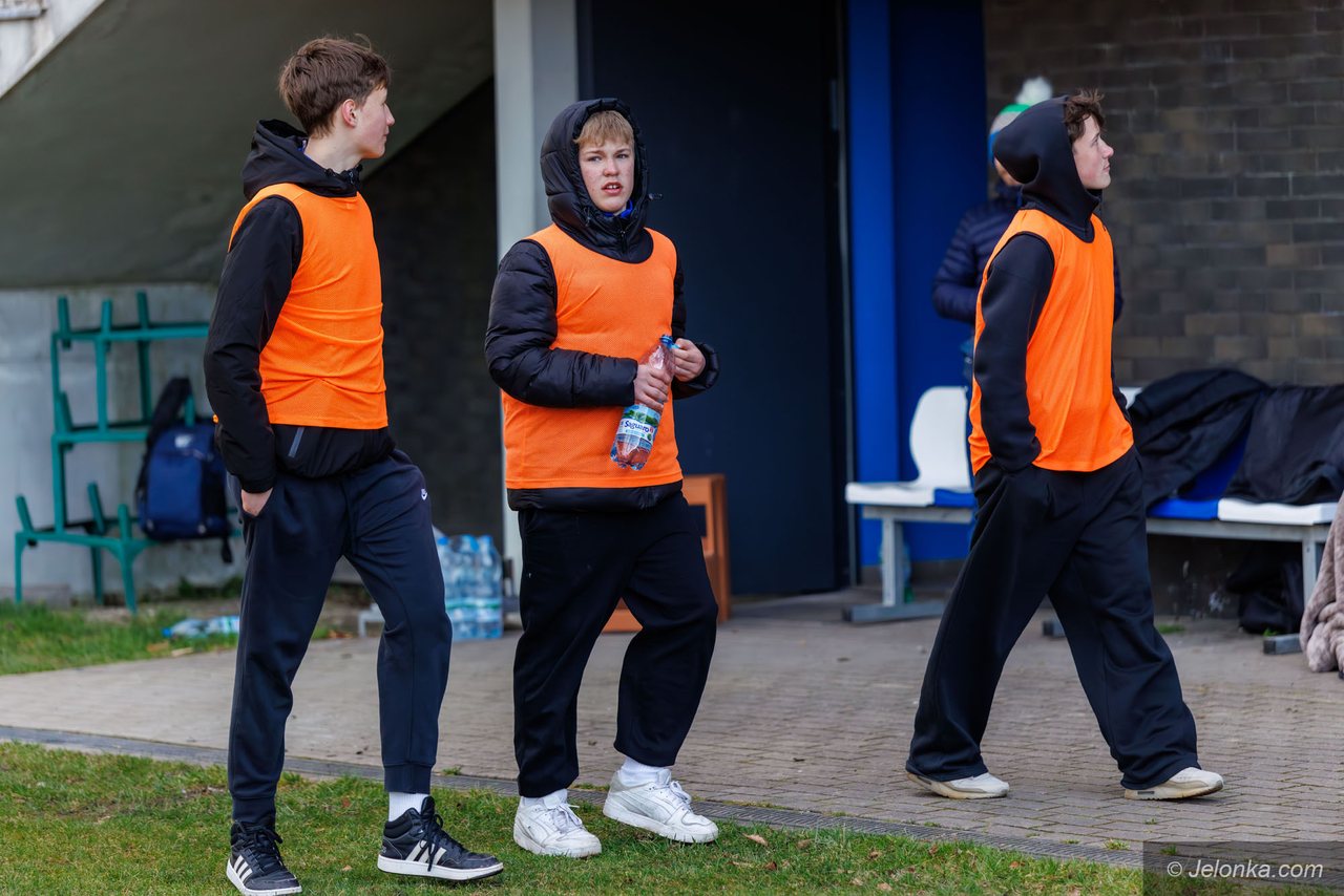 Ostry doping obu obozów przy Złotniczej