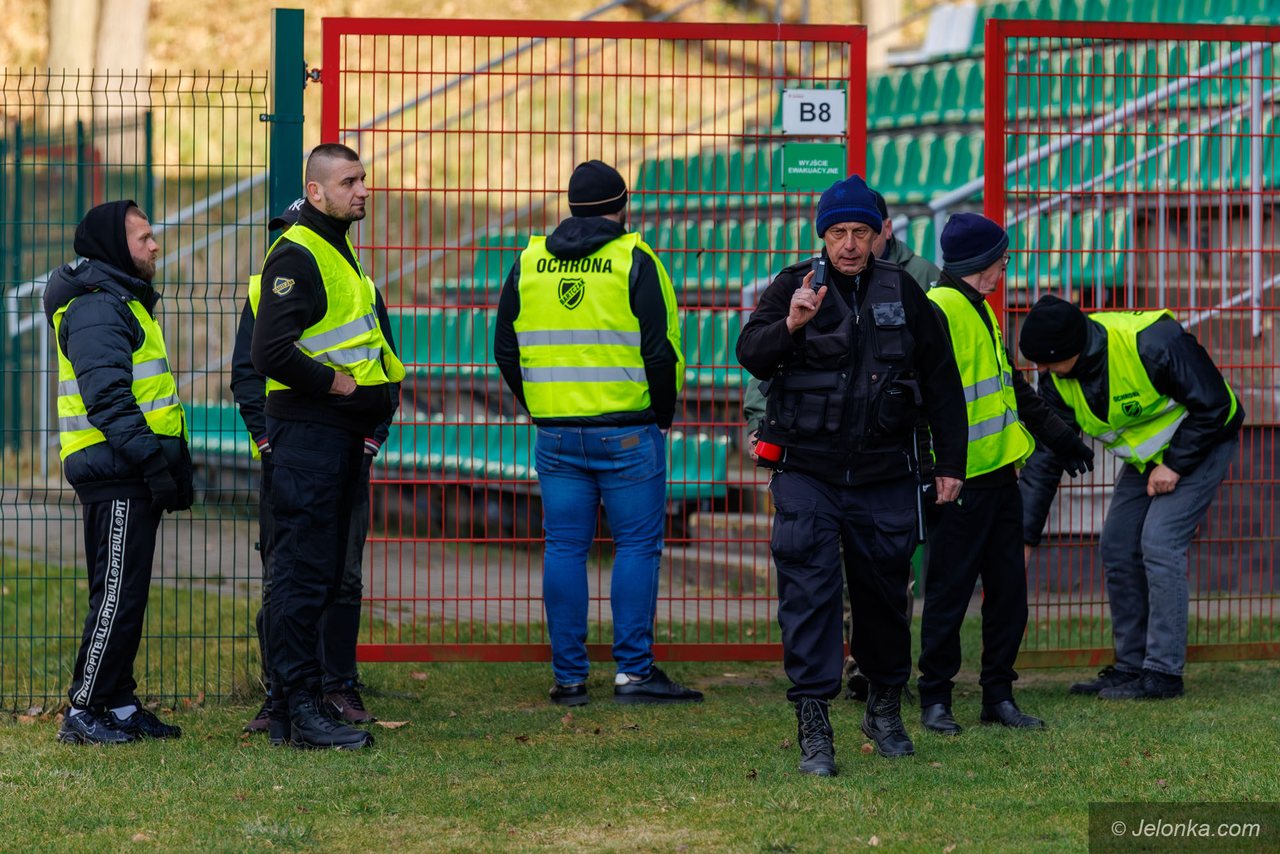 Ostry doping obu obozów przy Złotniczej