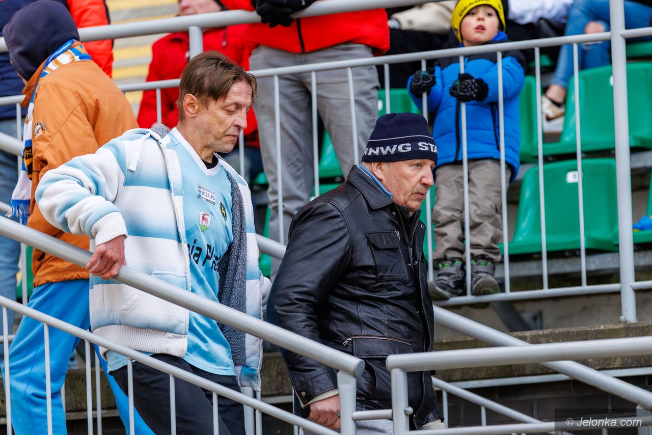 Ostry doping obu obozów przy Złotniczej