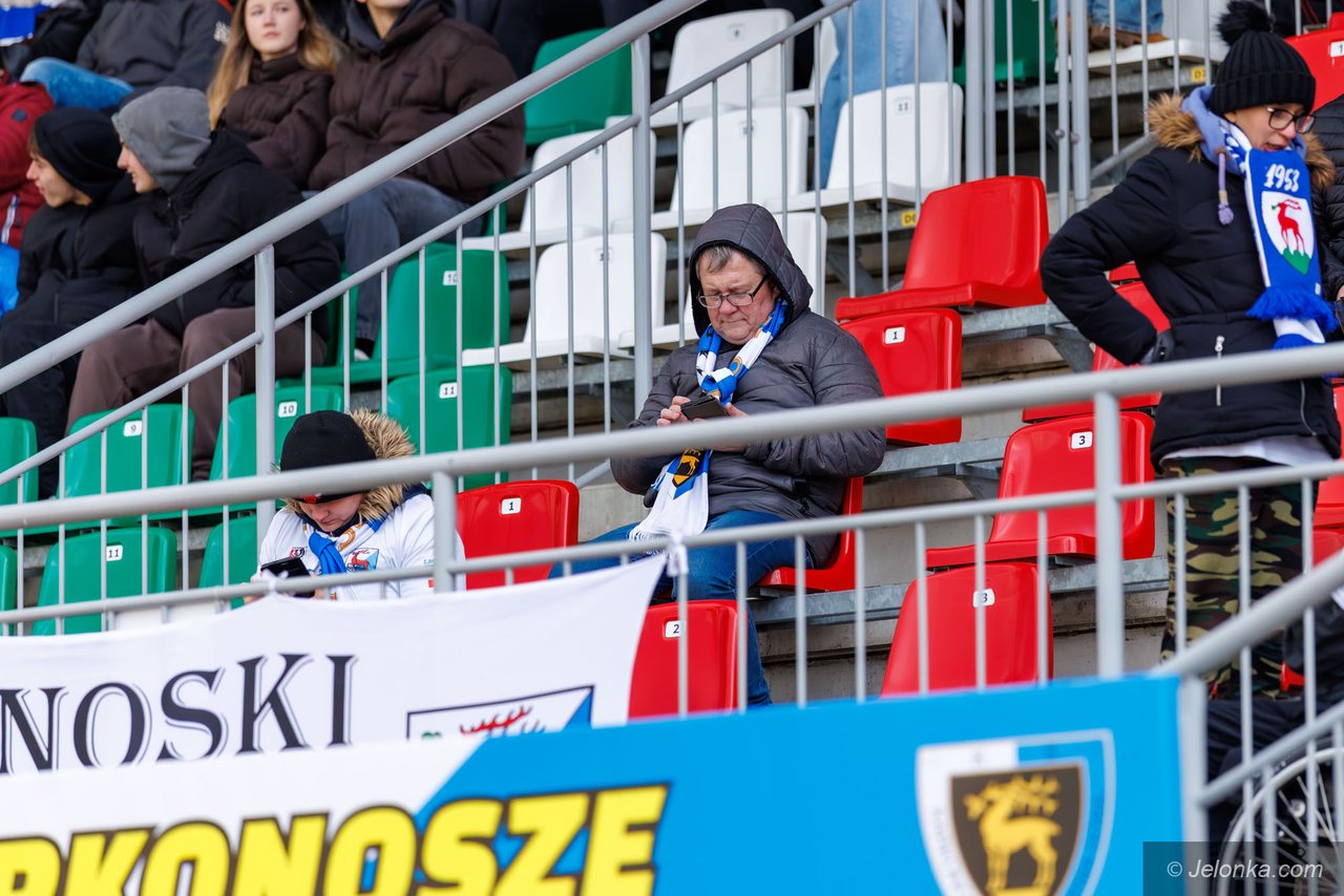 Ostry doping obu obozów przy Złotniczej