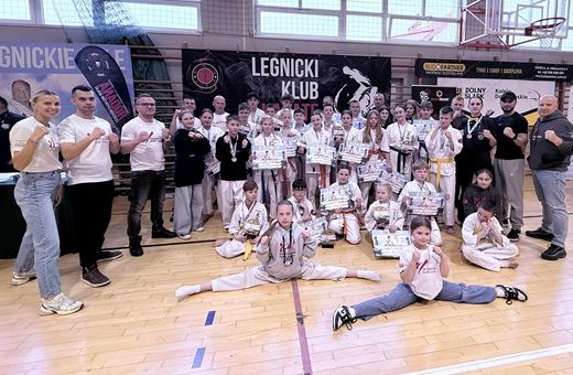 "Bombowy" start naszych karateków