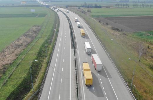 Płyty na autostradzie do wymiany