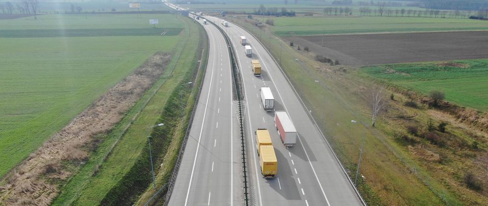 Płyty na autostradzie do wymiany