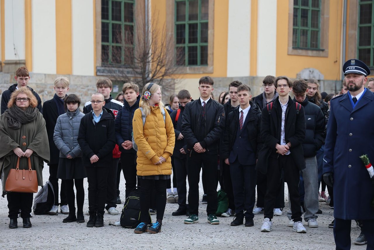 Jeleniogórzanie pamiętają o prezydencie i pośle