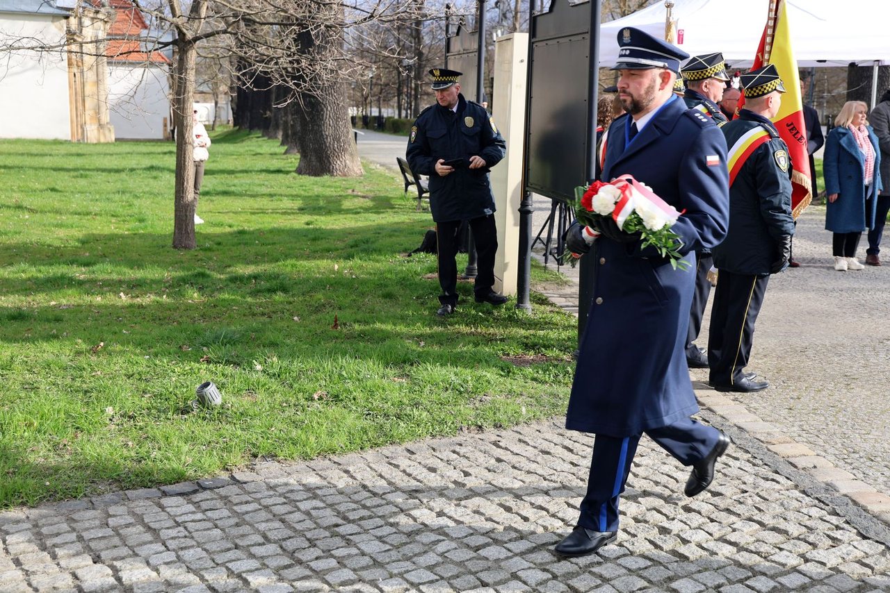 Jeleniogórzanie pamiętają o prezydencie i pośle