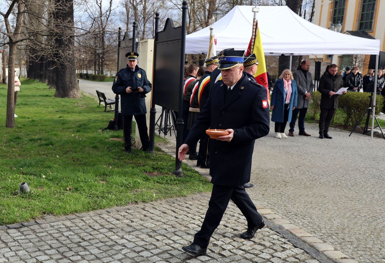Jeleniogórzanie pamiętają o prezydencie i pośle